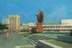 Площадь-Ленина